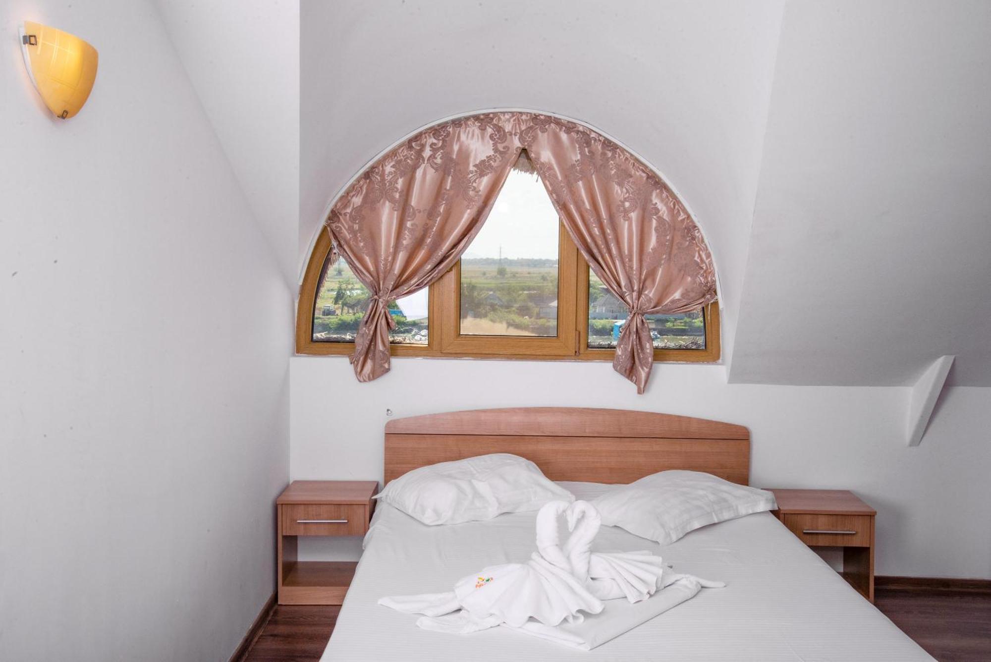Paradis Hotel มิลา โดโอเซชิ ชิ เตร ภายนอก รูปภาพ