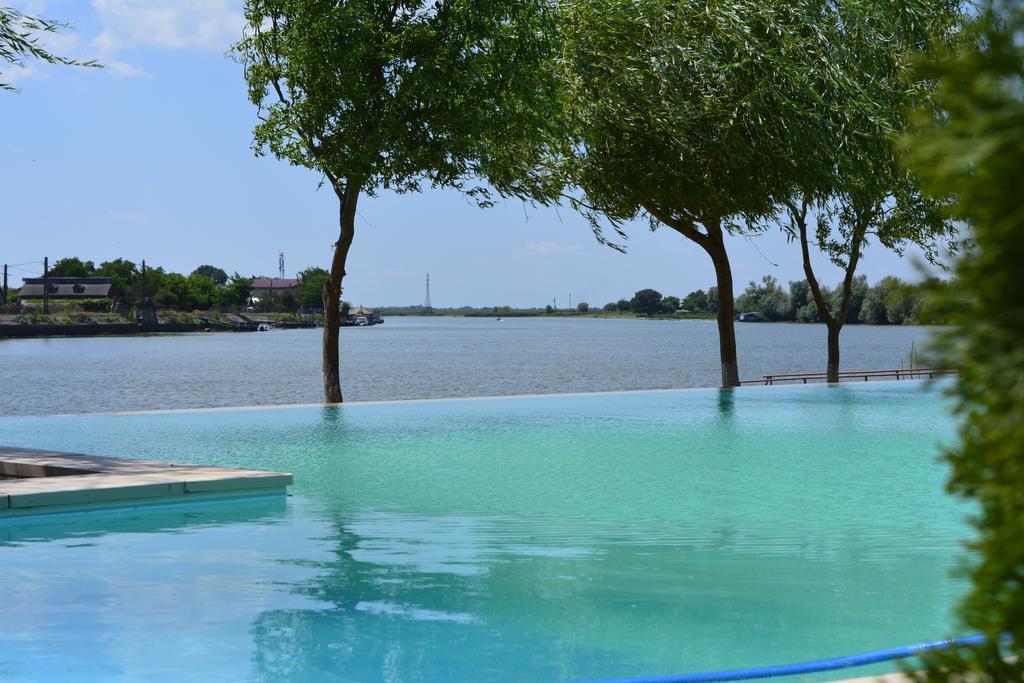 Paradis Hotel มิลา โดโอเซชิ ชิ เตร ภายนอก รูปภาพ
